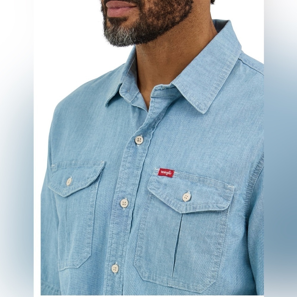 Wrangler® Men's Relaxed Stretch Short Sleeve Shirt - Picture 3 of 4
